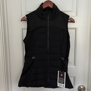 Lululemon Down for it all Vest , NWT